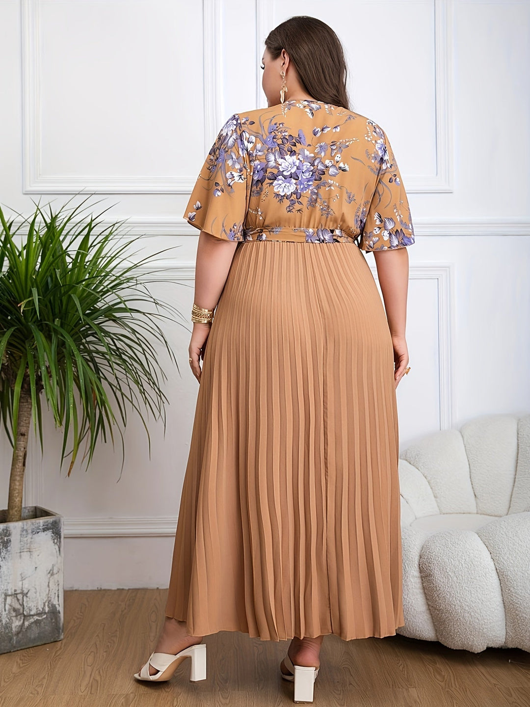 Fleur | Plus size belted dress